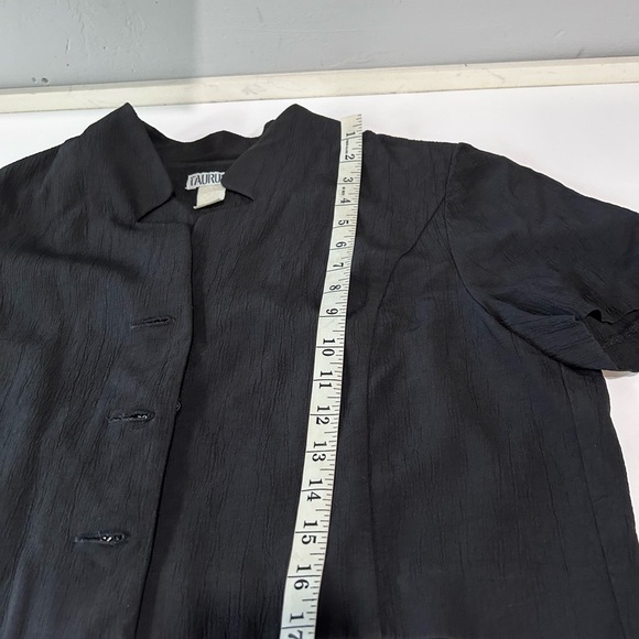 TAURUS ll Chic Black Women's Blouse - Picture 10 of 10